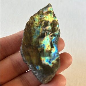 💎 Raw Spectrolite